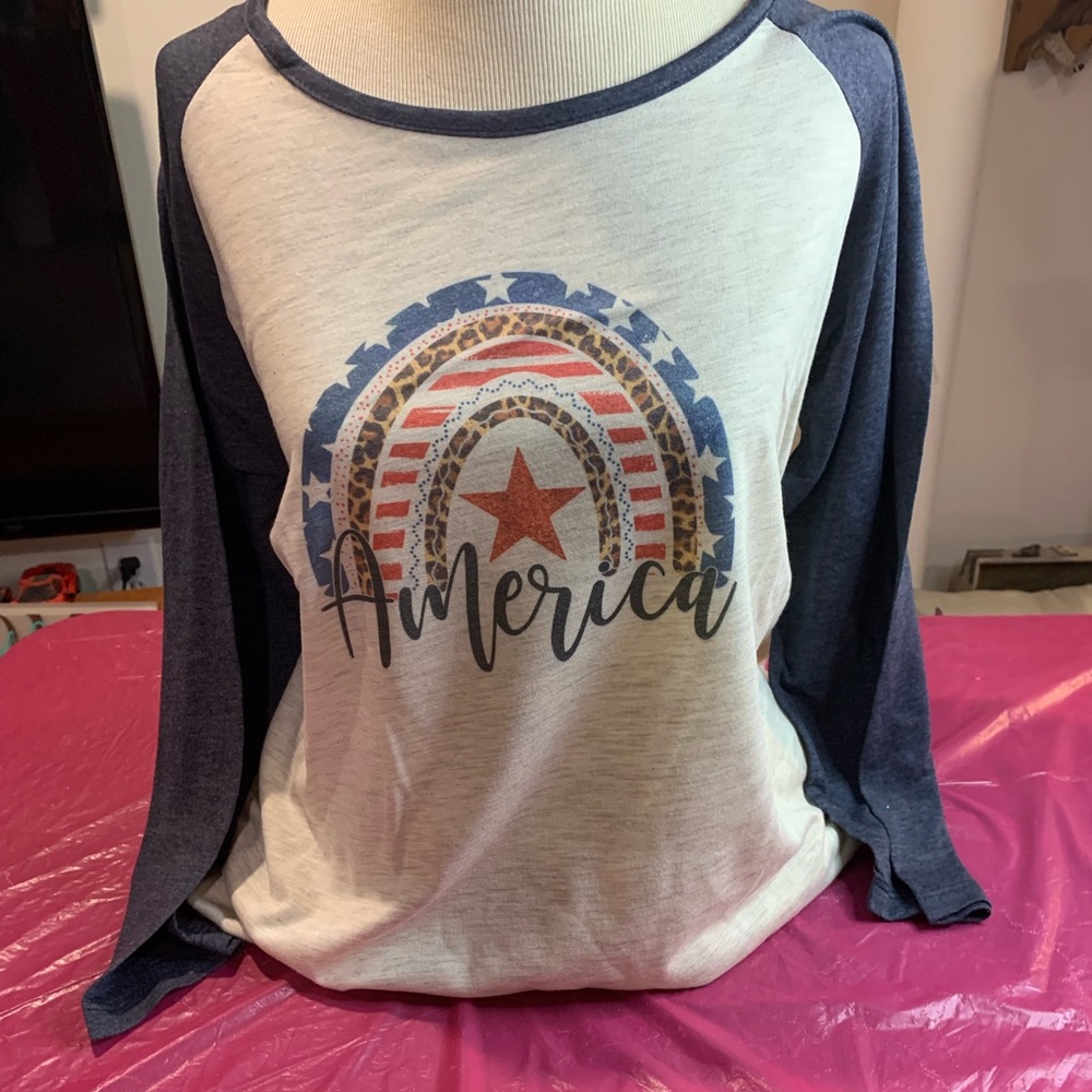 Raglan tee
